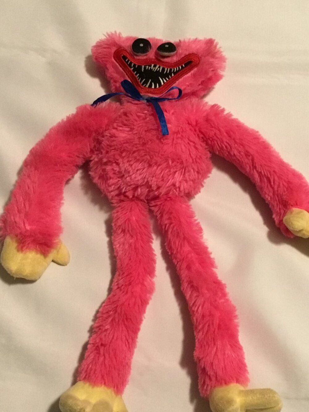 Poppy Playtime Kissy Missy 15" Pink Scary Collectible Plush Toy Blue Bow